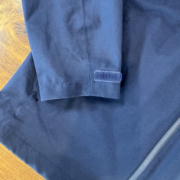 SWISSTECH MEN'S DARK BLUE RAIN/WEATHER COAT / SIZE Medium - Picture 2 of 9